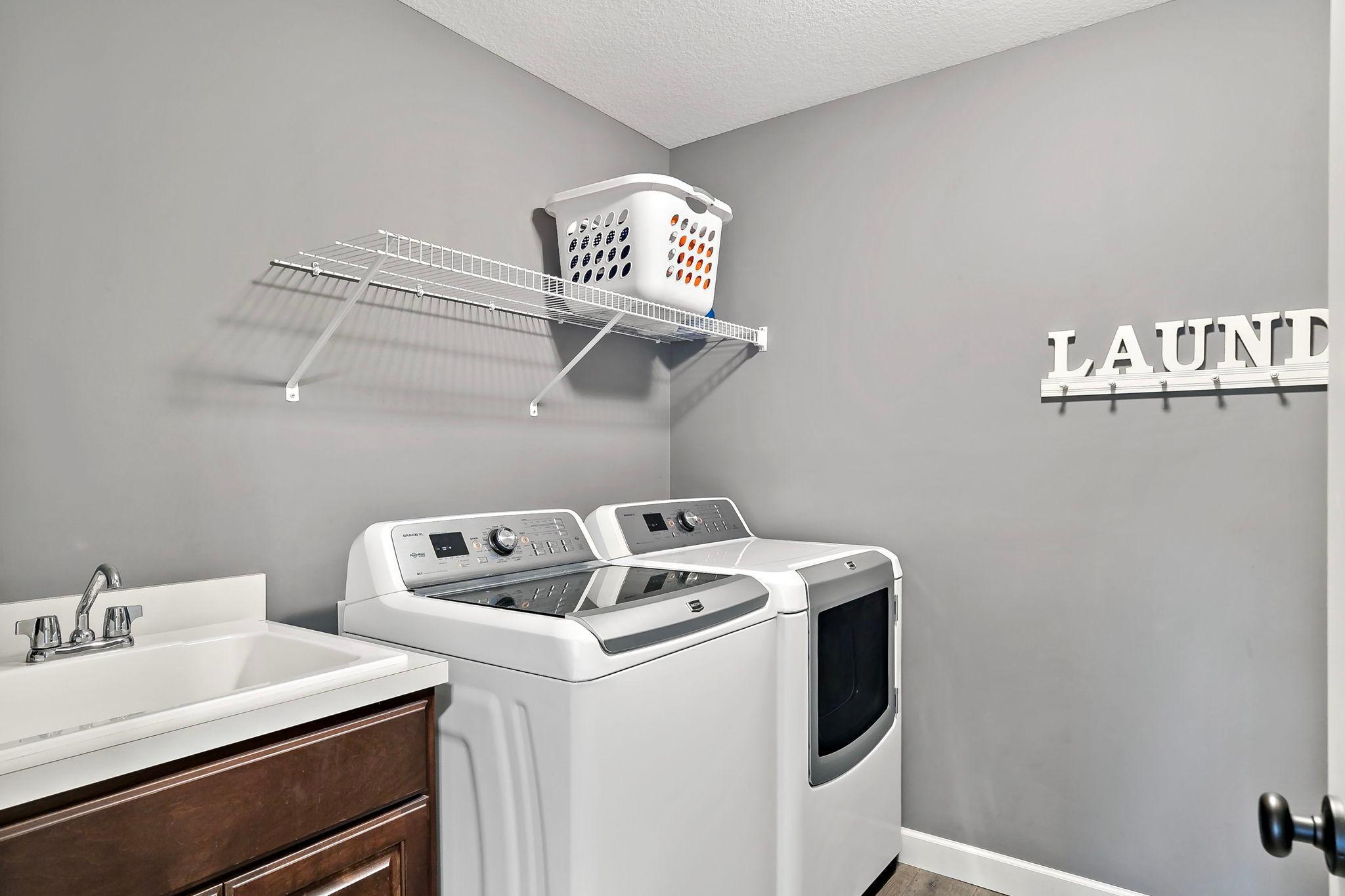 17163-hollyhock-ct-lakeville-mn-upper-level-laundry.jpg
