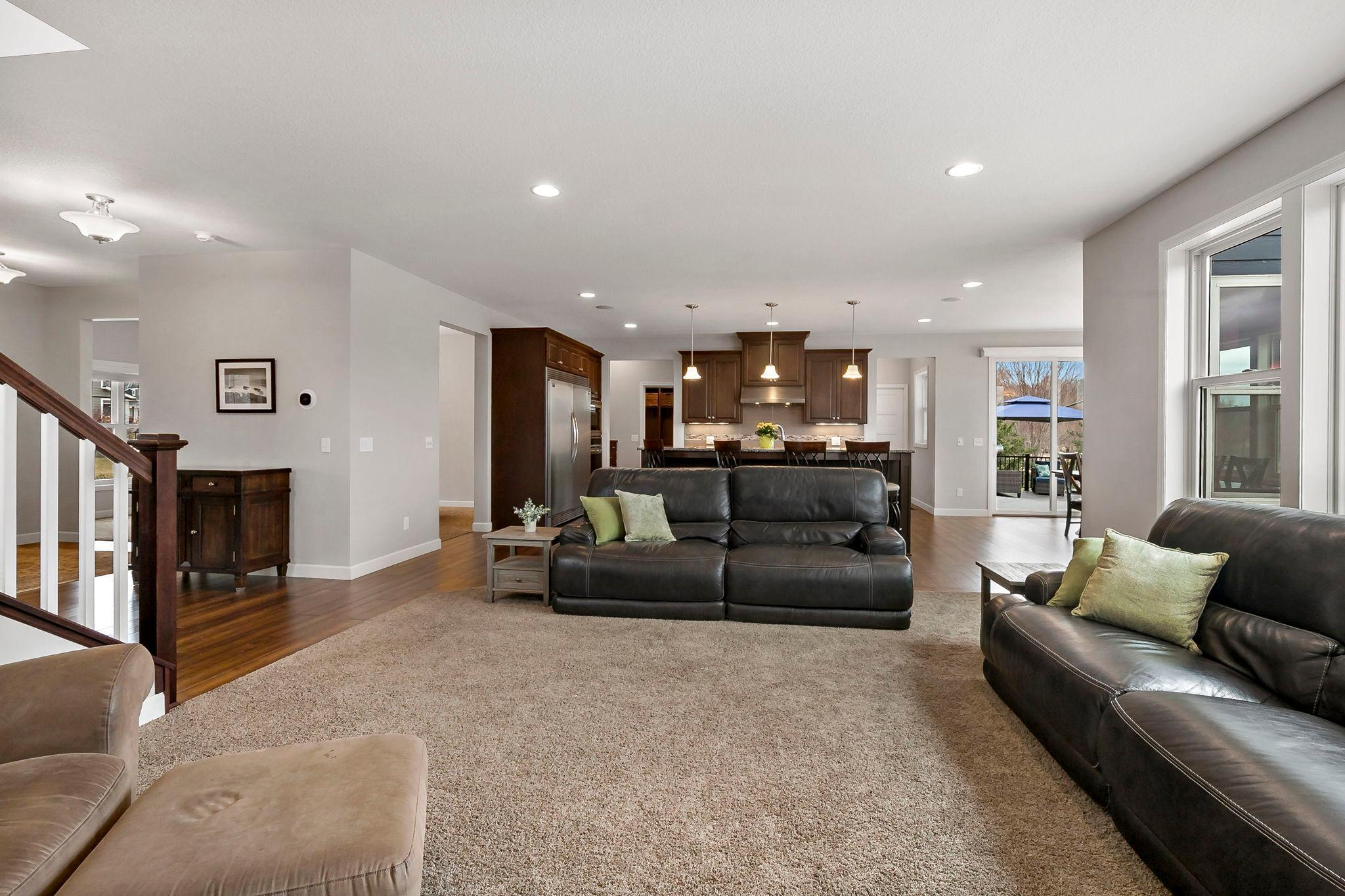 17163-hollyhock-ct-lakeville-mn-living-room-facing-kitchen.jpg