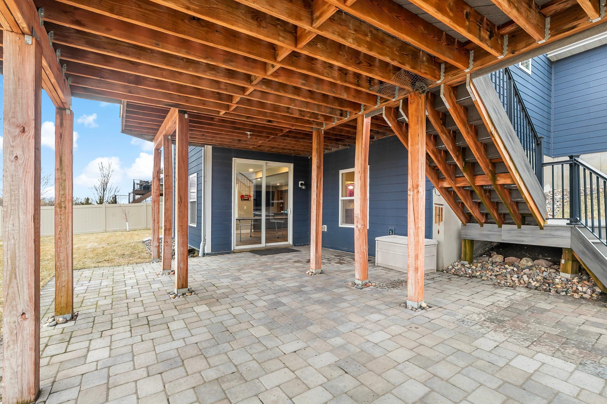 17163 Hollyhock Ct, Lakeville, MN.jpg