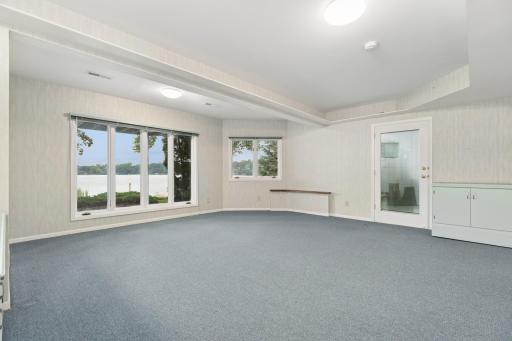 10957 Highway 71 NE, Spicer, MN 56288
