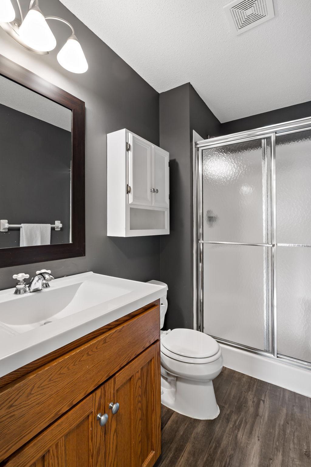 49-web-or-mls-20599 Islandview Cir Lakevile MN_0050.jpg