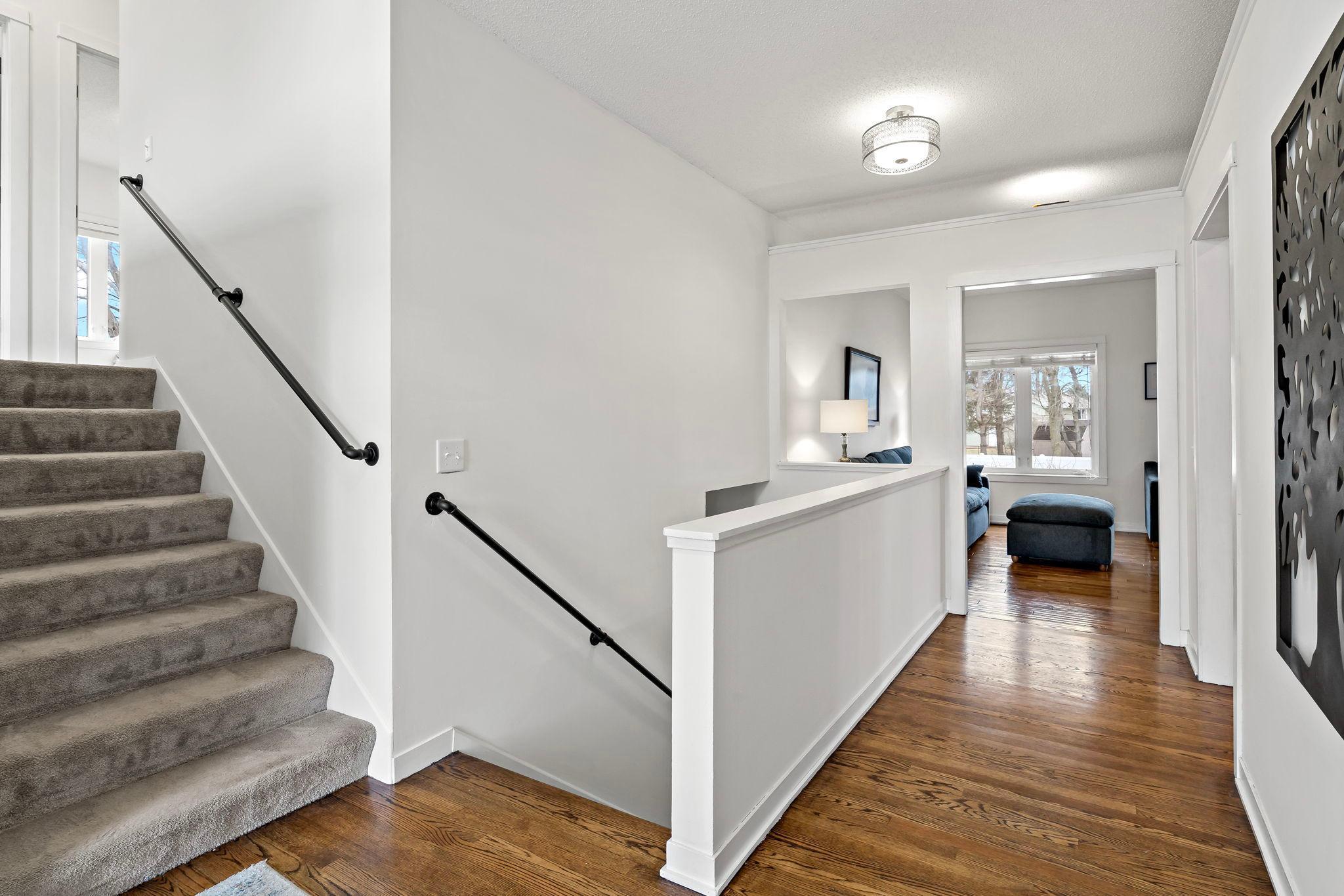 11-web-or-mls-20599 Islandview Cir Lakevile MN_0012.jpg