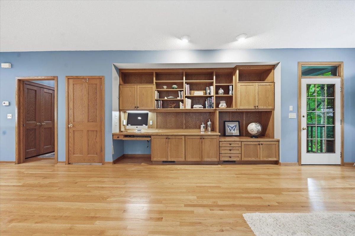 Imagine your Family spending time together in the spacious main level from the kitchen, to the informal dining area, to the living room, or even when someone needs to use the computer for homework!