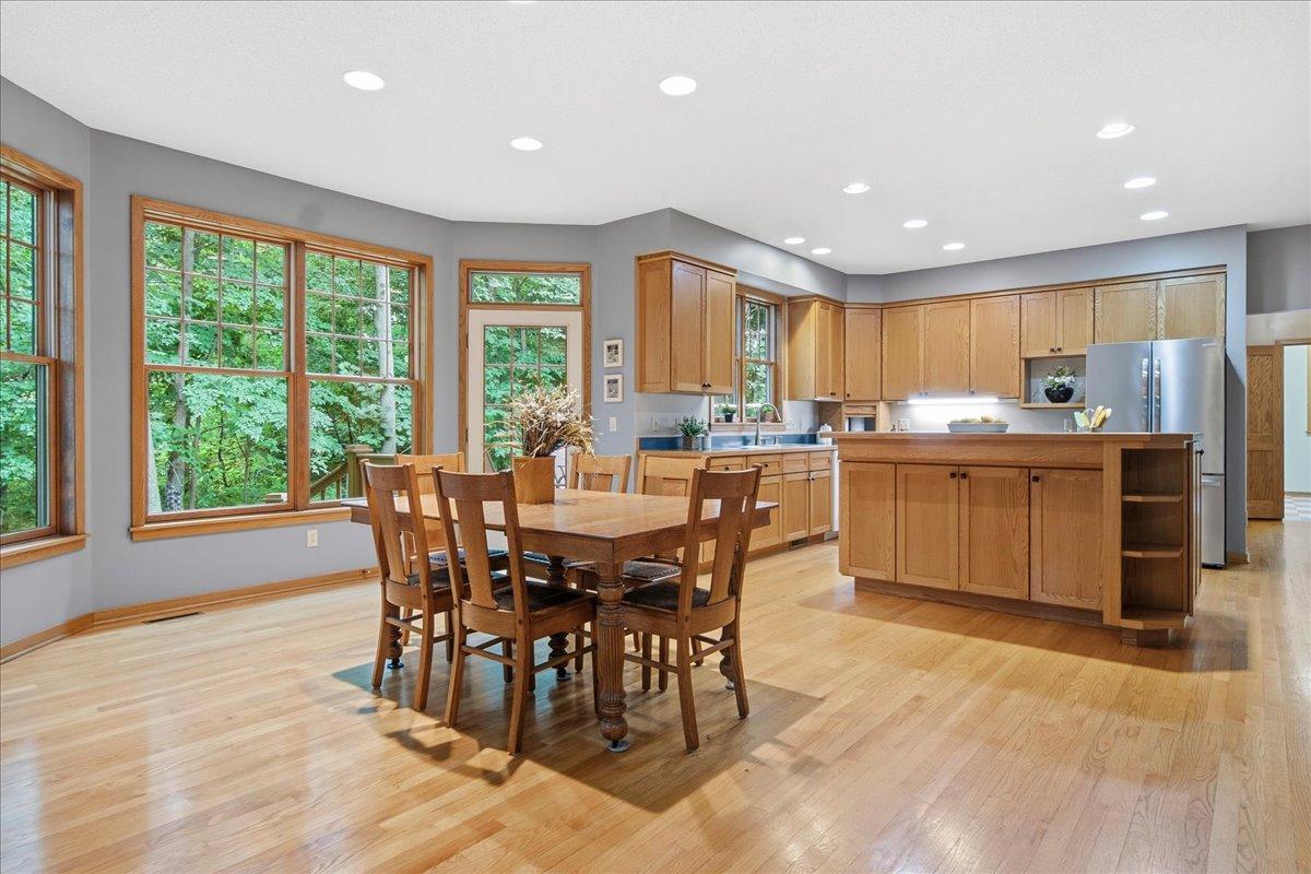 Imagine your Family spending time together in the spacious main level from the kitchen, to the informal dining area, to the living room, or even when someone needs to use the computer for homework!