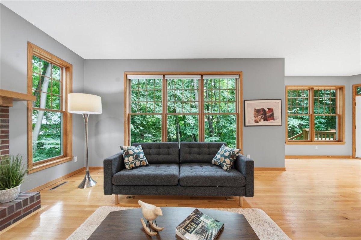 Imagine your Family spending time together in the spacious main level from the kitchen, to the informal dining area, to the living room, or even when someone needs to use the computer for homework!