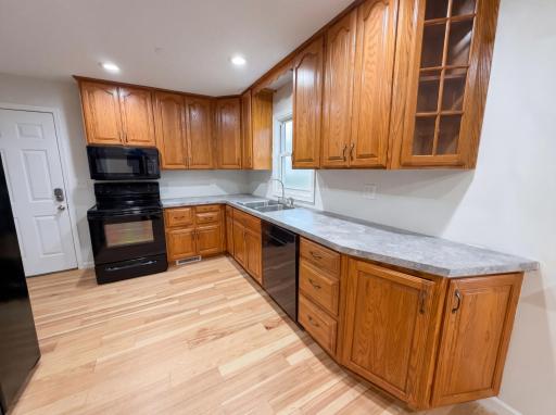 6907 52nd Avenue N, Minneapolis, MN 55428