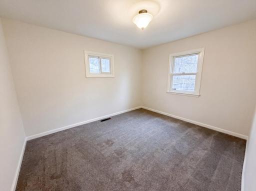 6907 52nd Avenue N, Minneapolis, MN 55428