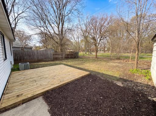 6907 52nd Avenue N, Minneapolis, MN 55428