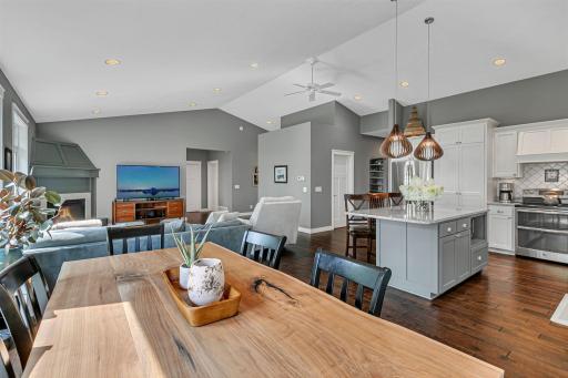 1412 Fairacre Lane SW, Willmar, MN 56201