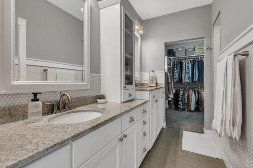 1412 Fairacre Lane SW, Willmar, MN 56201