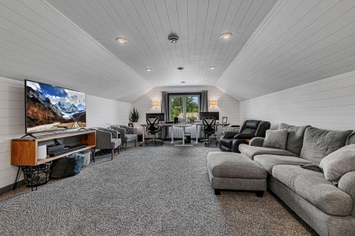 1412 Fairacre Lane SW, Willmar, MN 56201