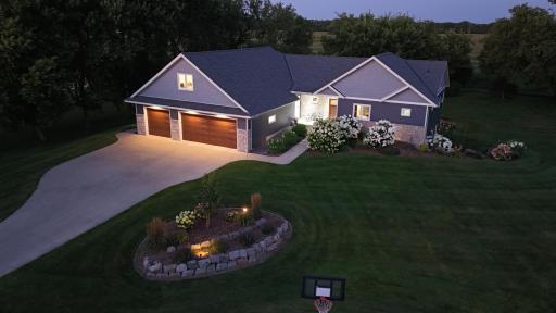 1412 Fairacre Lane SW, Willmar, MN 56201