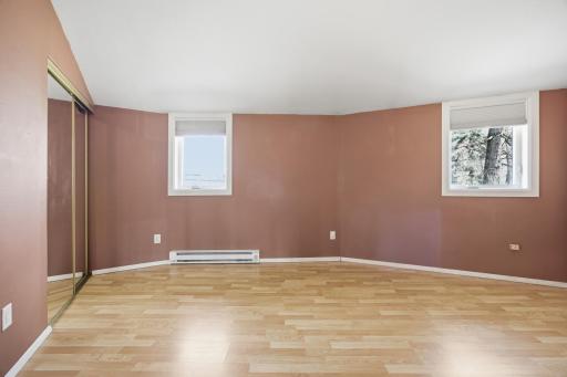 Upstairs bedroom 1