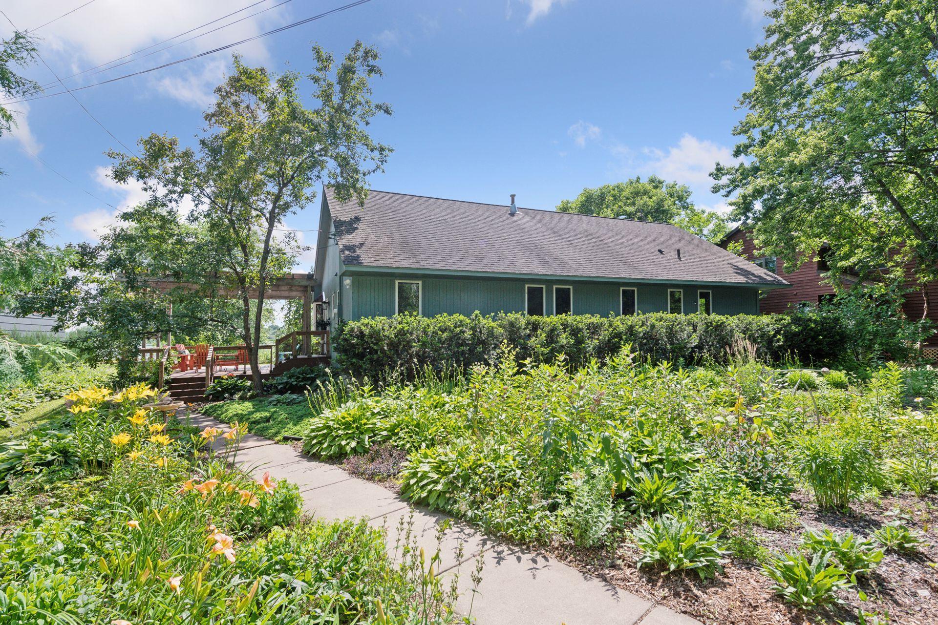 217 Peninsula Road - Spacecrafting - 0002.jpg