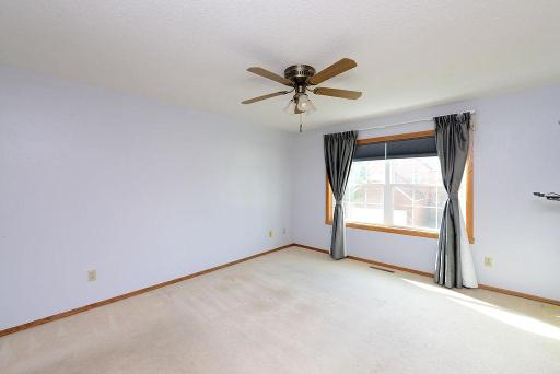3210 15th Avenue S, Fargo, ND 58103