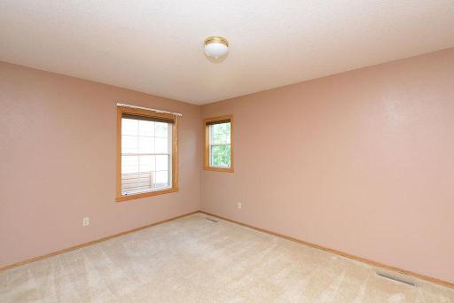 3210 15th Avenue S, Fargo, ND 58103