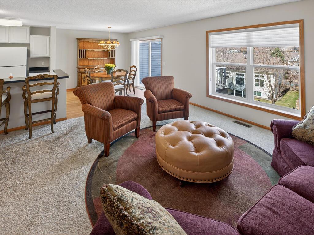 Freshly painted. Large windows to allow for the natural light to shine in.