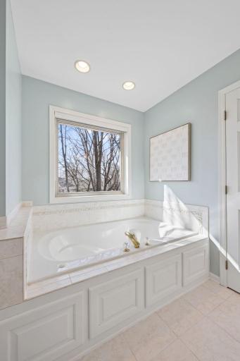 8941 Vandegriff Way, Maple Grove, MN 55311