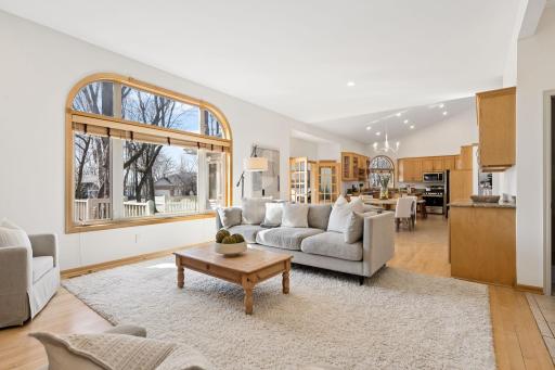 8941 Vandegriff Way, Maple Grove, MN 55311