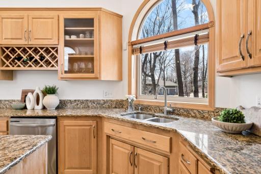 8941 Vandegriff Way, Maple Grove, MN 55311