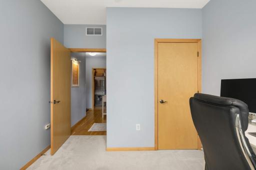 301 Oak Grove Street, 414, Minneapolis, MN 55403