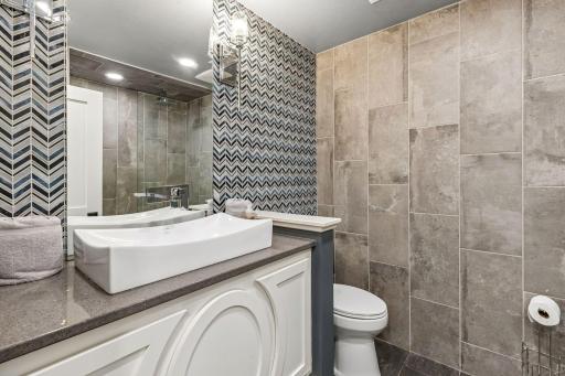 1155 Heritage Lane, Wayzata, MN 55391
