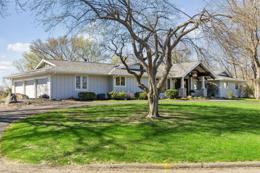 1155 Heritage Lane, Wayzata, MN 55391