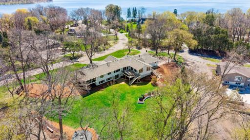 1155 Heritage Lane, Wayzata, MN 55391