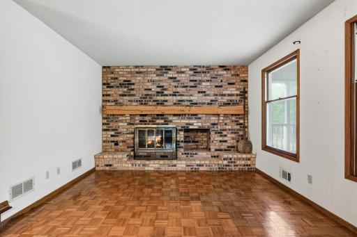 15432 Highwood Drive, Minnetonka, MN 55345