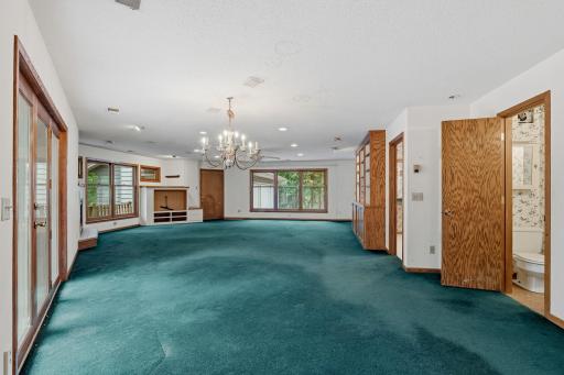 15432 Highwood Drive, Minnetonka, MN 55345