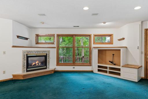 15432 Highwood Drive, Minnetonka, MN 55345