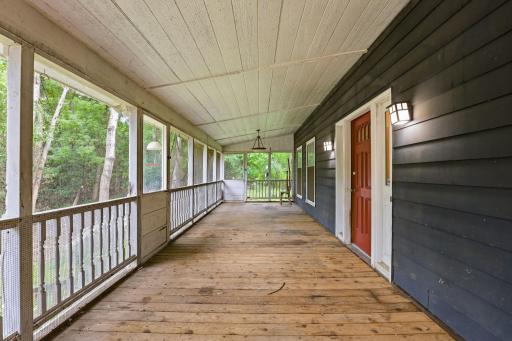 15432 Highwood Drive, Minnetonka, MN 55345