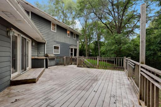 15432 Highwood Drive, Minnetonka, MN 55345