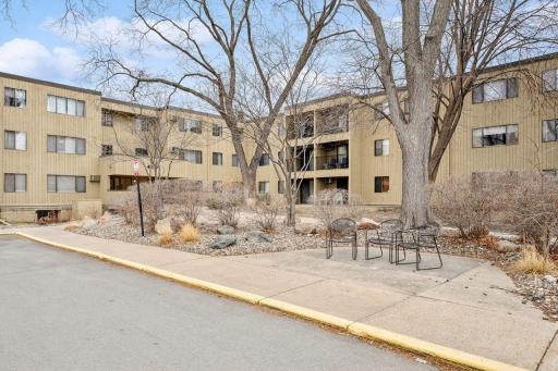 4101 Parklawn Avenue, 310, Minneapolis, MN 55435