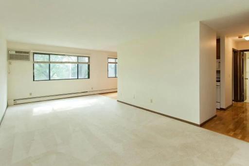 4101 Parklawn Avenue, 310, Minneapolis, MN 55435