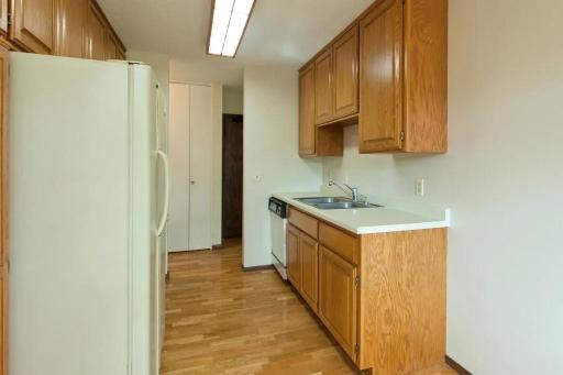 4101 Parklawn Avenue, 310, Minneapolis, MN 55435