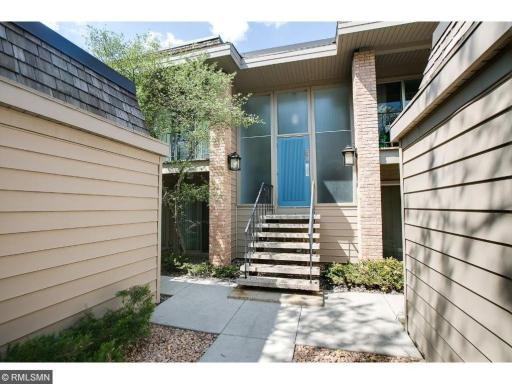 6328 Barrie Road, 2F, Minneapolis, MN 55435