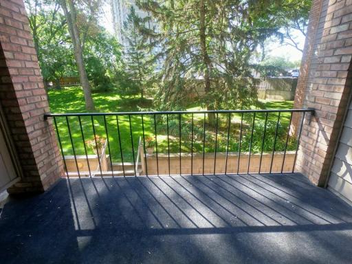 6328 Barrie Road, 2F, Minneapolis, MN 55435