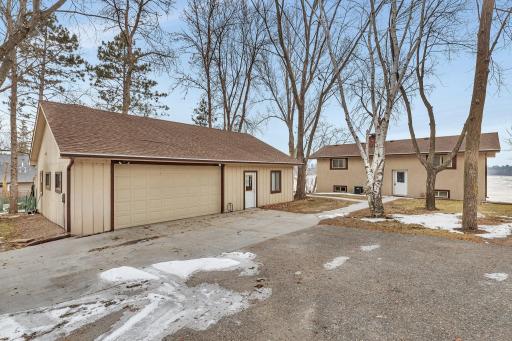 31574 Lowry Circle, Cushing, MN 56443