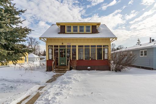 Photo for 906 Stearns Street, Crookston, MN 56716 - listing #7027517 906 Stearns Street, Crookston, MN 56716