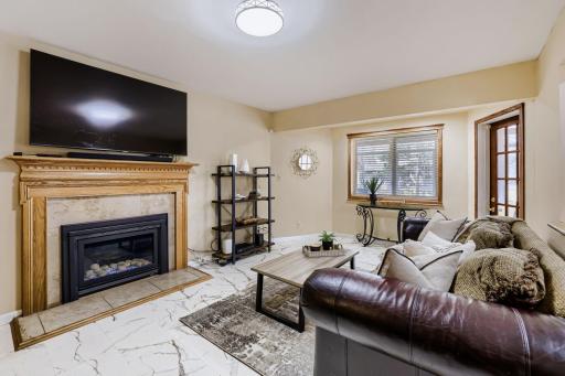 12210 51st Avenue N, Minneapolis, MN 55442
