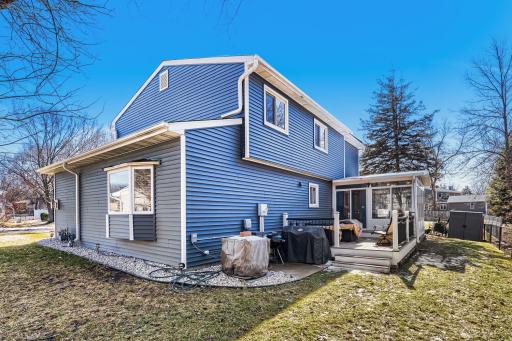 12210 51st Avenue N, Minneapolis, MN 55442