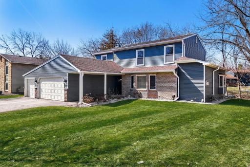 12210 51st Avenue N, Minneapolis, MN 55442