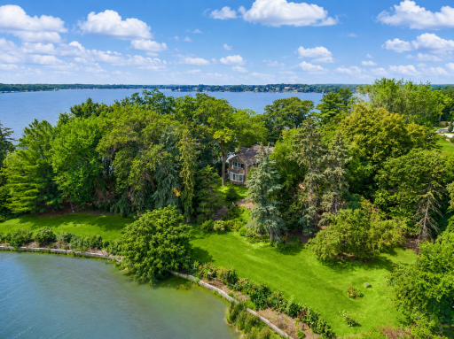 Photo for 2425 N Shore Drive, Wayzata, MN 55391 - listing #7027568 2425 N Shore Drive, Wayzata, MN 55391