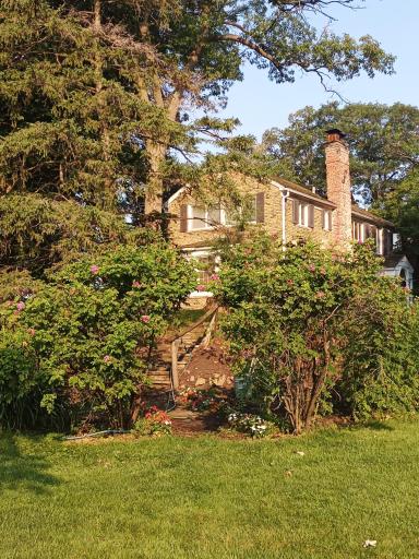 2425 N Shore Drive, Wayzata, MN 55391