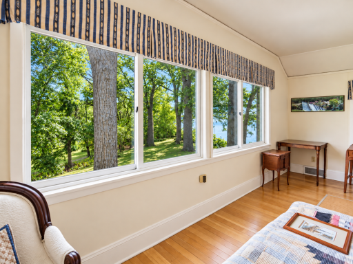 2425 N Shore Drive, Wayzata, MN 55391