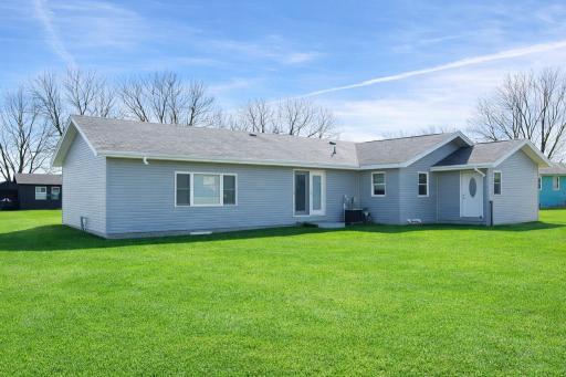 316 Buckwheat Avenue, Windom, MN 56101