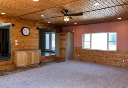 316 Buckwheat Avenue, Windom, MN 56101