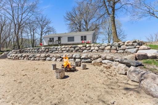 70995 183rd Street, Dassel, MN 55325