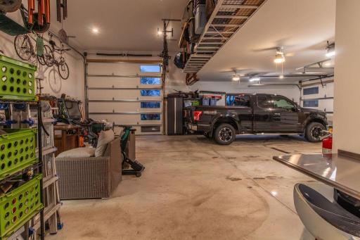Oversized garage door for boats and campers
